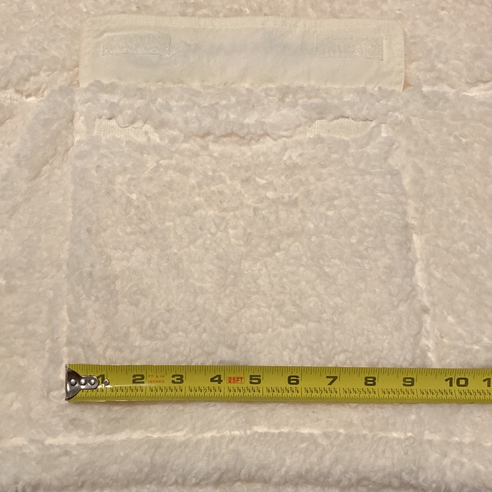 Champion White Hooded Sherpa with Kangaroo Pouch - Picture 7 of 8